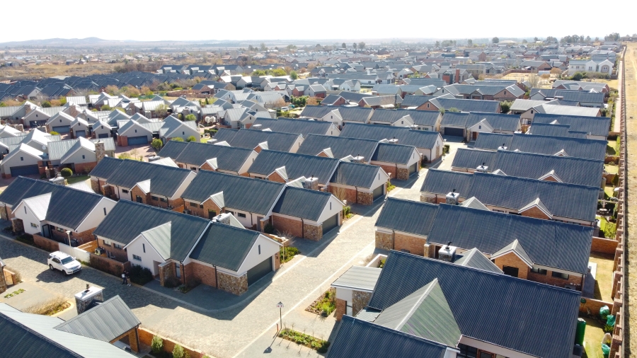3 Bedroom Property for Sale in De Land Estate North West